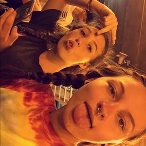 Meet your Posher, Liza